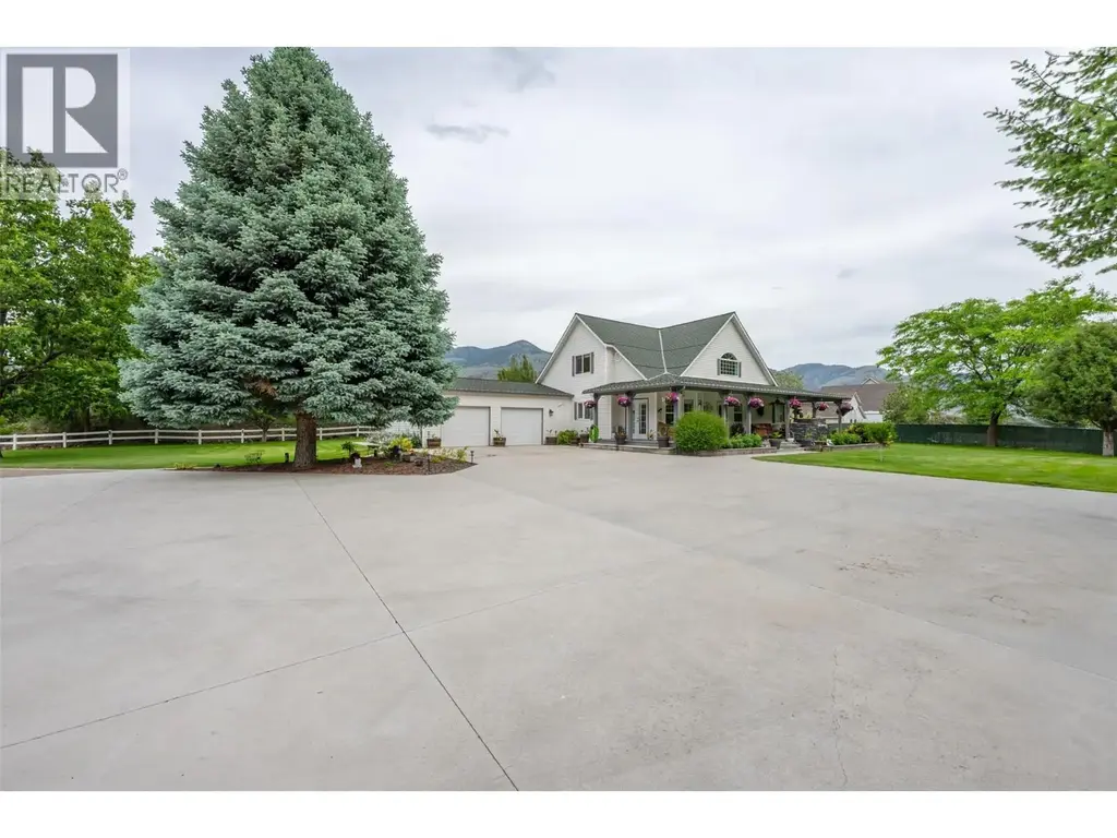 2900 River Road, Keremeos